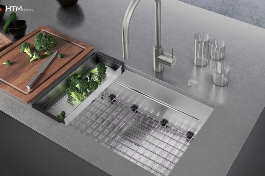 cac-nhom-phu-kien-bep-thong-minh-cho-tu-duoi-pho-bien-hien-nay