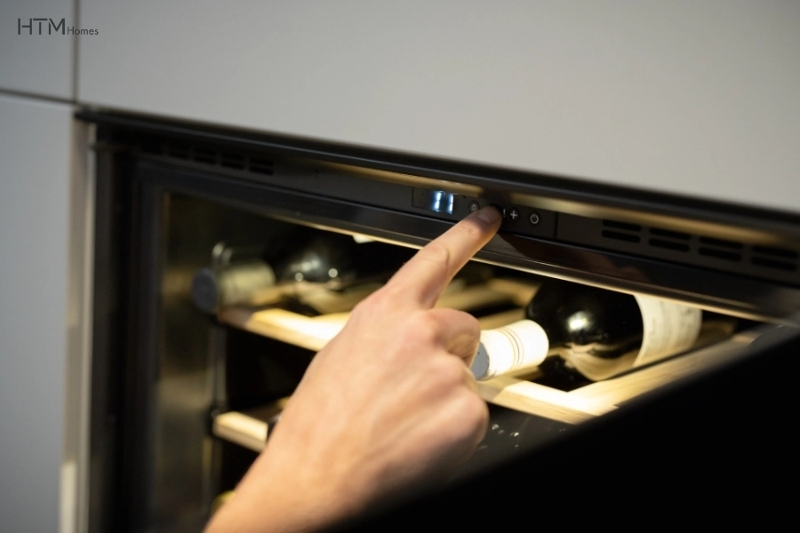 tu-ruou-vang-cao-cap (3)