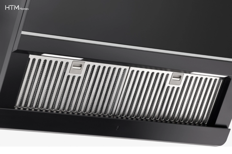 so-sanh-may-hut-mui-am-tu-va-ap-tuong